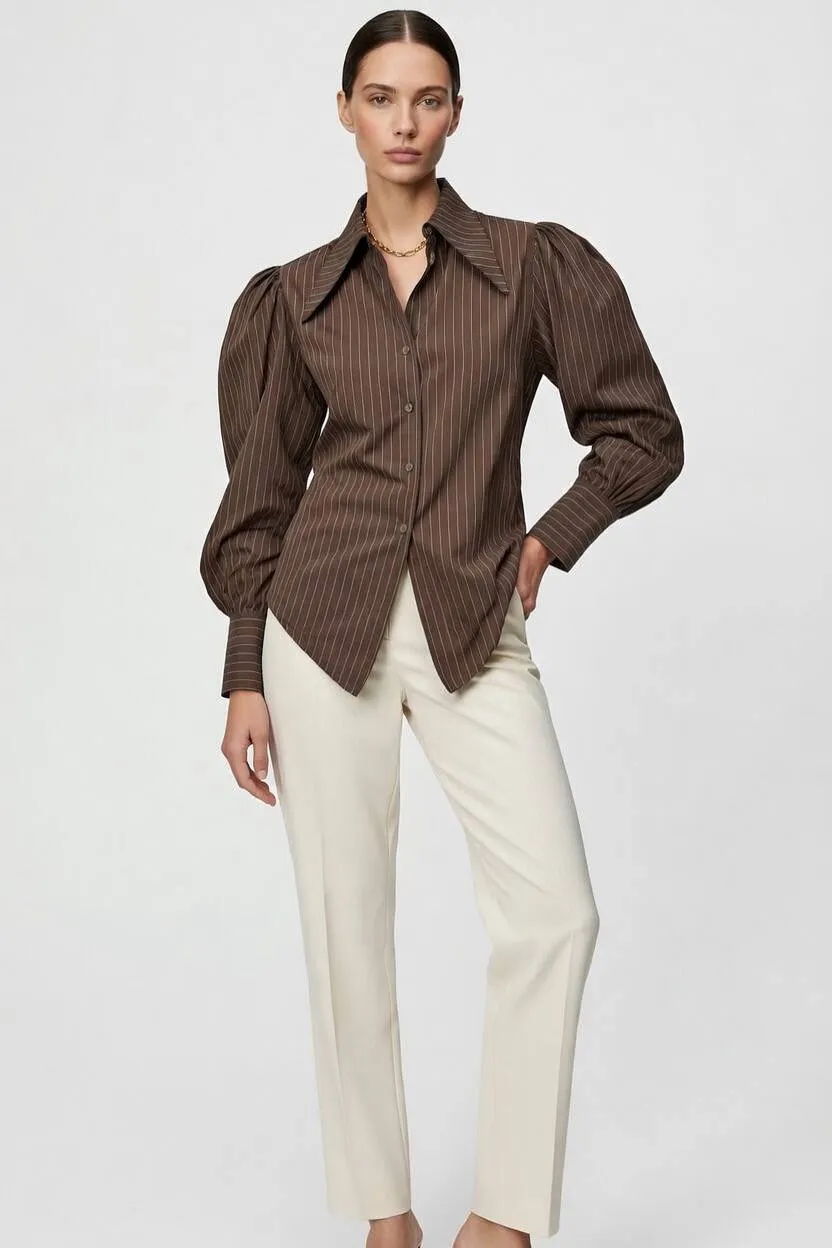 Коллекция — рука на бедре